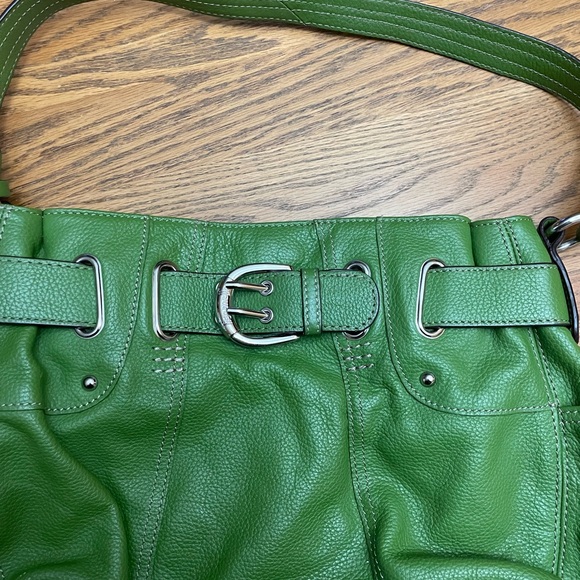Tignanello Green Leather Shoulder Bag - Picture 4 of 12